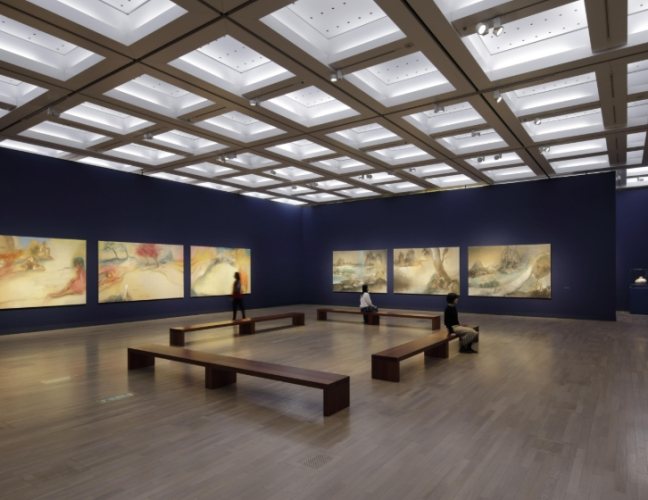 国立新美術館 国立新美術館