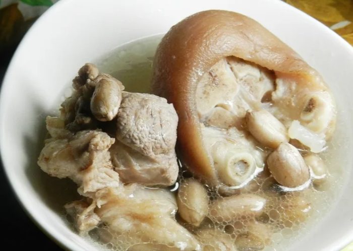 豬腳湯