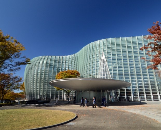 国立新美術館 国立新美術館
