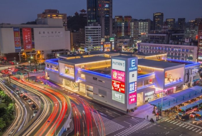 東岸廣場 東岸廣場