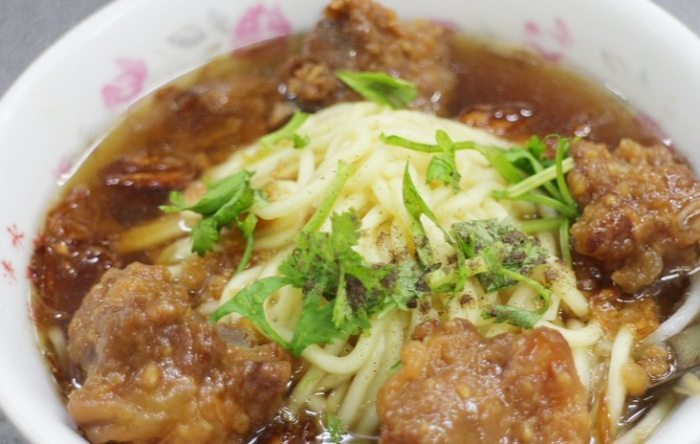 清水排骨酥麵 清水排骨酥麵
