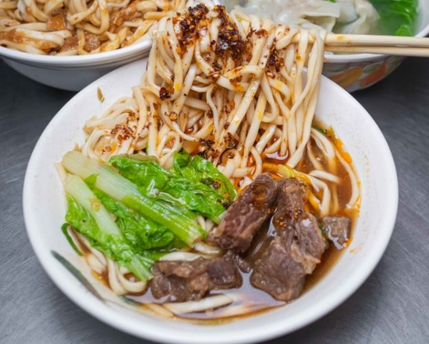 屏東牛肉麵 屏東牛肉麵