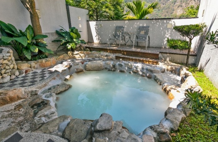 谷關泡湯 谷關泡湯