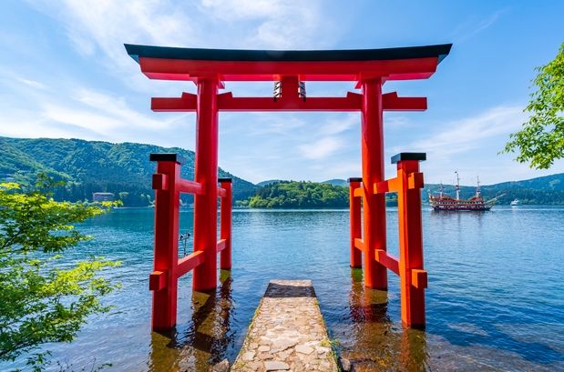 箱根玻璃之森美術館 箱根玻璃之森美術館