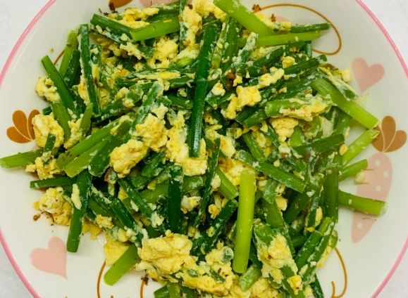 韭菜花炒蛋 韭菜花炒蛋