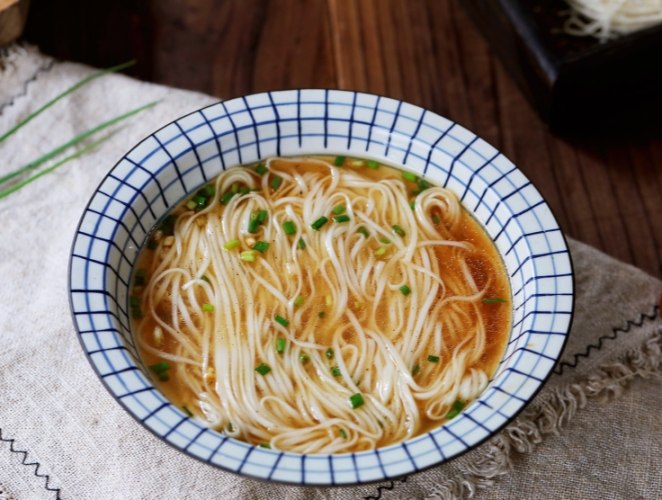 陽春麵 陽春麵