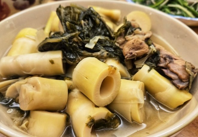 桂竹筍煮湯 桂竹筍煮湯