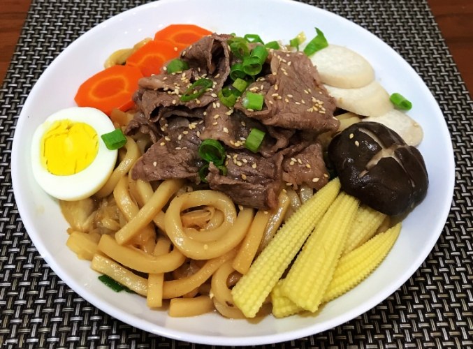 牛肉拌麵 牛肉拌麵