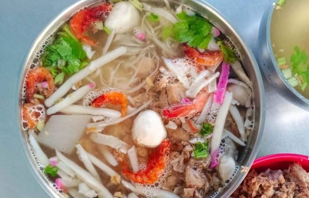 東港飯湯 東港飯湯
