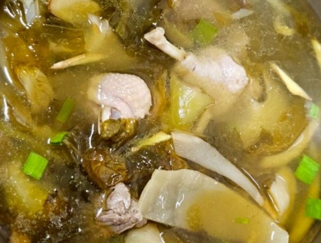 酸菜鴨肉湯 酸菜鴨肉湯
