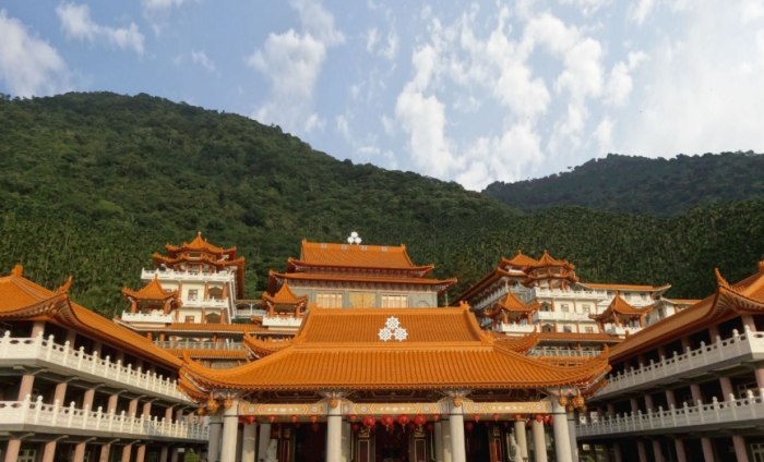 靈嚴禪寺 靈嚴禪寺