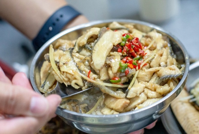 蝨目魚蓋飯 蝨目魚蓋飯