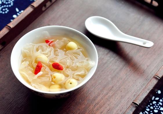白木耳蓮子湯：多版本食譜、食材挑選與實戰Q&A