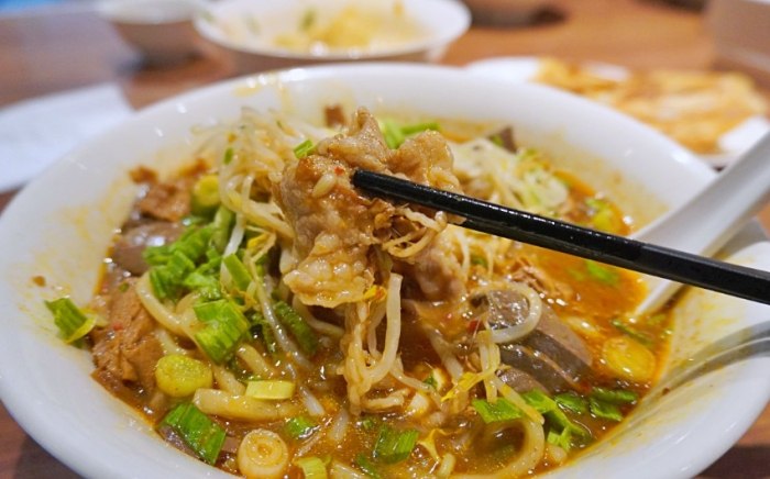 南港牛肉麵
