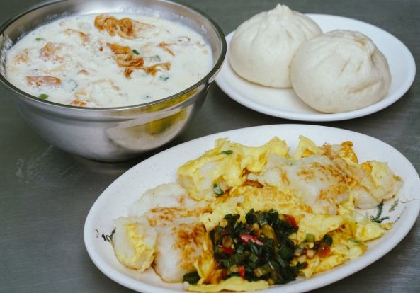 高雄龍虎塔 高雄龍虎塔