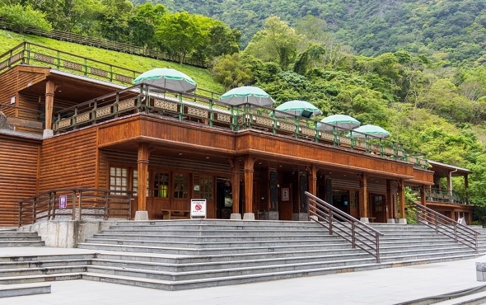 山月村
