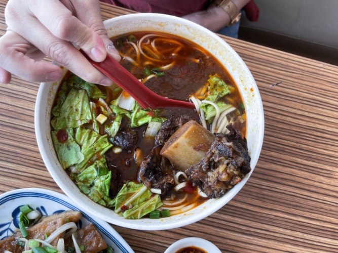 恆春牛肉麵 恆春牛肉麵