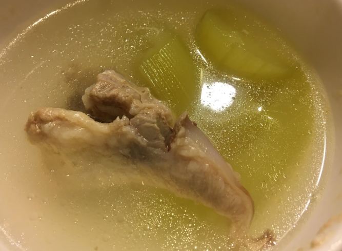 大黃瓜排骨湯 大黃瓜排骨湯