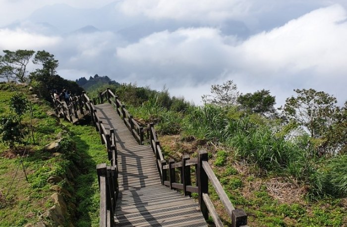 隙頂二延平步道