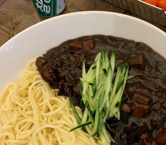 韓國炸醬麵 韓國炸醬麵