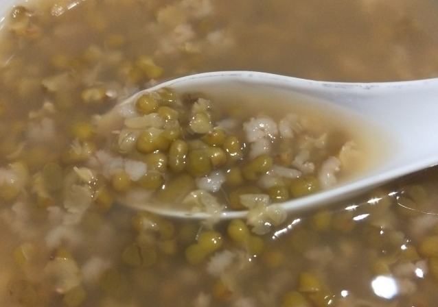 煮綠豆湯