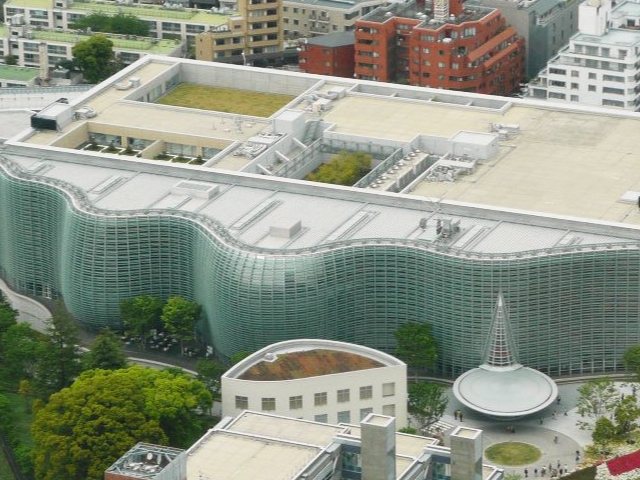 國立新美術館 國立新美術館