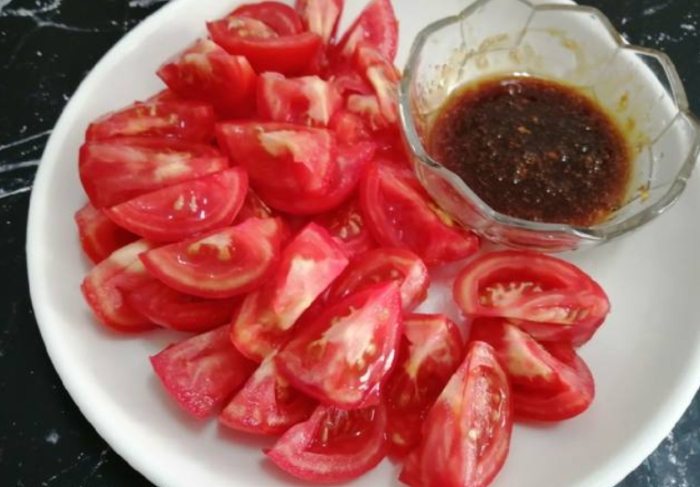 薑汁番茄 薑汁番茄