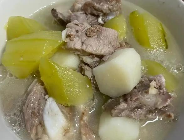 大黃瓜排骨湯 大黃瓜排骨湯