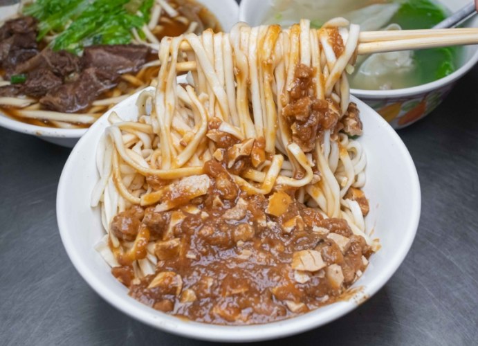 屏東牛肉麵 屏東牛肉麵