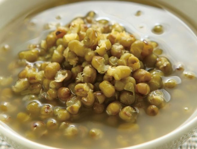 煮綠豆湯