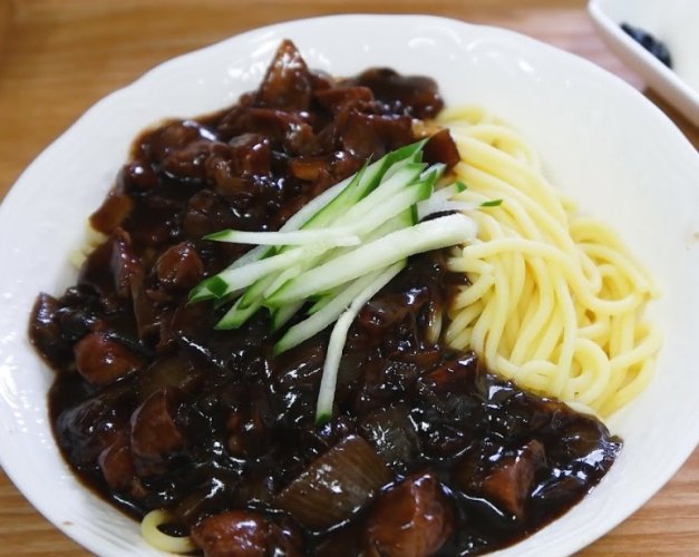 韓國炸醬麵 韓國炸醬麵