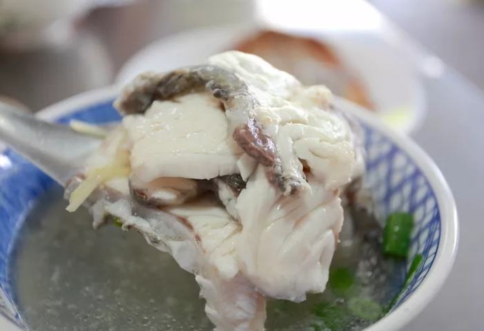 魚肚湯