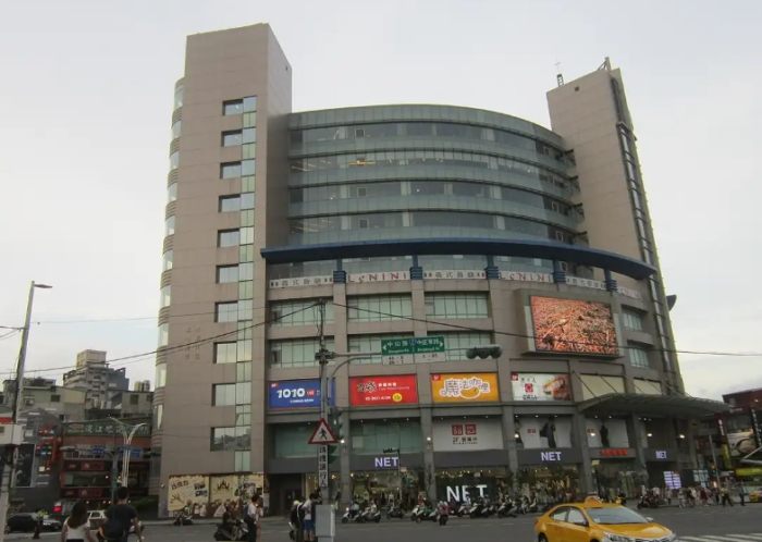 大都會廣場 大都會廣場
