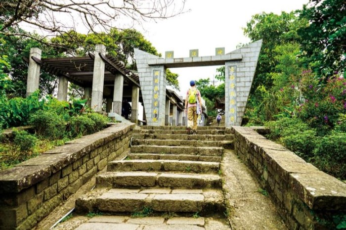 硬漢嶺步道 硬漢嶺步道