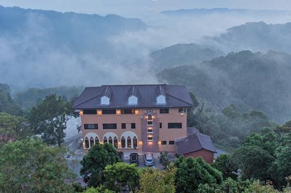 雲洞山莊 雲洞山莊