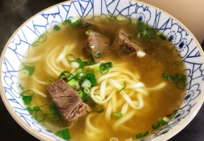 南港牛肉麵