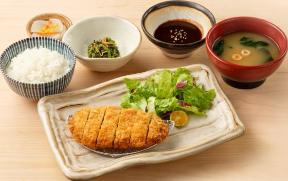 微風南山美食街 微風南山美食街