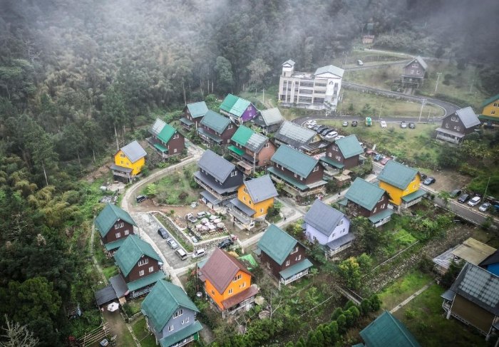 得恩亞納社區小瑞士合掌村 得恩亞納社區小瑞士合掌村