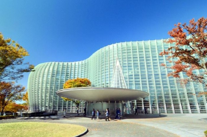 國立新美術館 國立新美術館