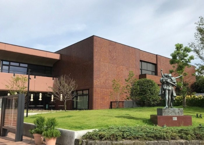福岡市美術館 福岡市美術館