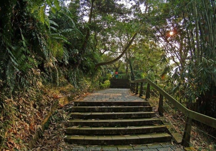 慈恩塔步道 慈恩塔步道