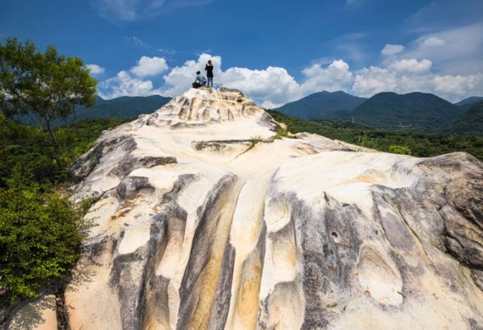 奇岩山 奇岩山