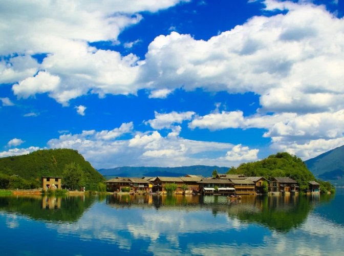 瀘沽湖 瀘沽湖