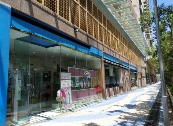 藍灣廣場 藍灣廣場