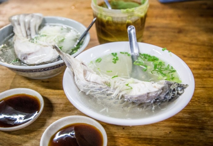 嘉義草魚湯