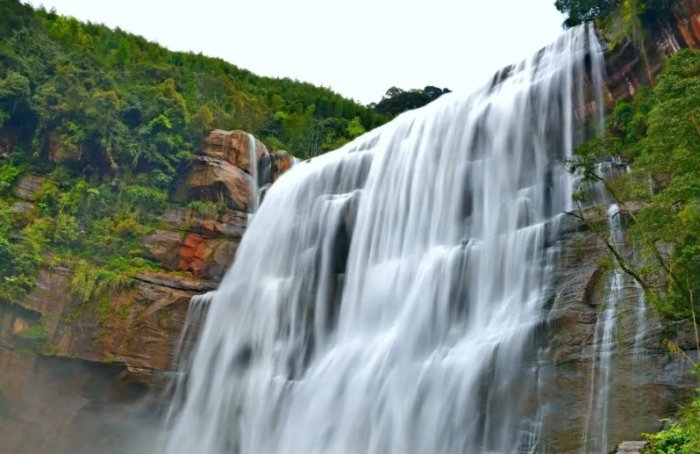 白雲瀑布 白雲瀑布