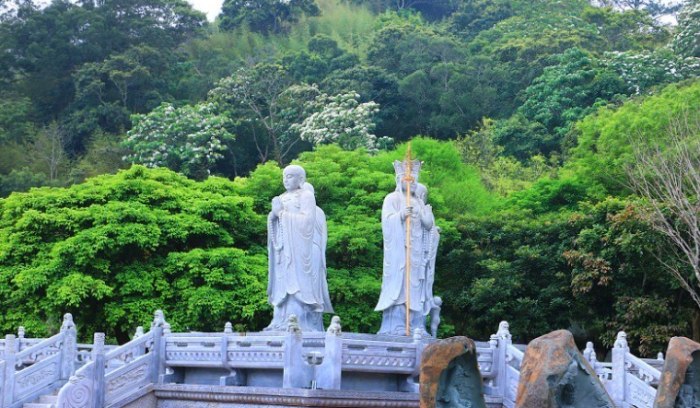 佛頂山朝聖寺 佛頂山朝聖寺