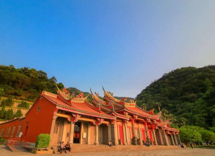 白雞山