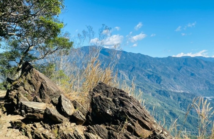 德文山 德文山