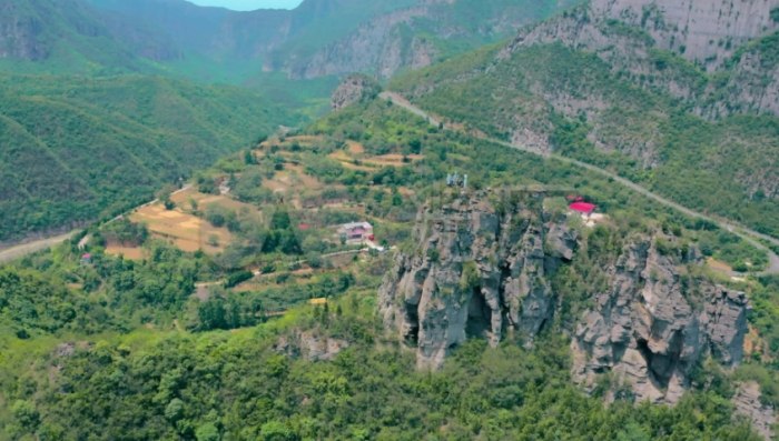 慈云山 慈云山